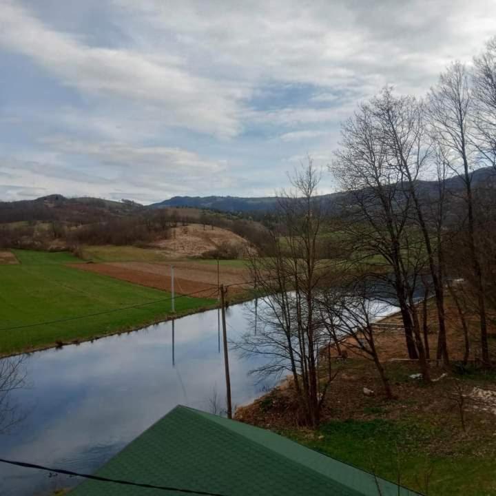 Апартаменты Smjestaj Na Selu,Porodica Gvozdenac Sipovo Экстерьер фото